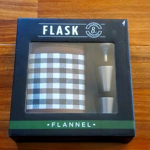 Flask with funnel and 2 shot glasses